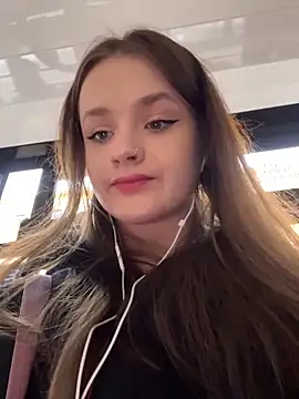 Snapshot of KittyQueeny chatting on September 30, 2:12 pm KittyQueeny online show from September 30, 2:12 pm