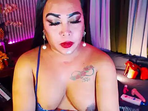 CumFactoryLuna online show from March 8, 2:04 am