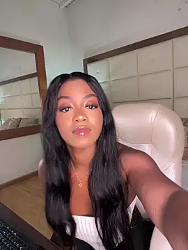 Snapshot of Emmy_jacksson chatting on September 30, 4:56 pm Emmy jacksson online show from September 30, 4:56 pm
