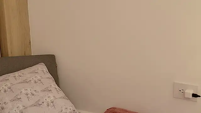 karinasantos  online show from October 7, 5:17 pm