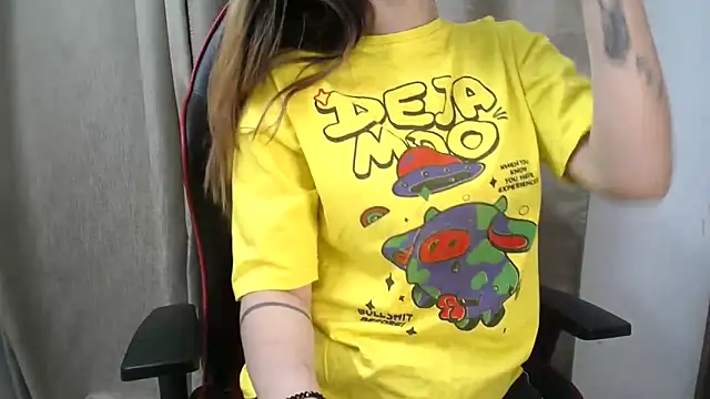 niya-cute online show from March 9, 5:38 pm