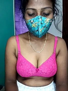 Snapshot of Tamil_kavinila chatting on September 27, 11:17 am Tamil kavinila online show from September 27, 11:17 am