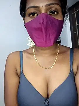 Snapshot of Tamil_kavinila chatting on October 16, 2:52 pm Tamil kavinila online show from October 16, 2:52 pm