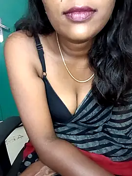 Snapshot of Tamil_kavinila chatting on September 17, 10:46 am Tamil kavinila online show from September 17, 10:46 am