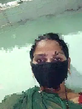 Snapshot of poojam93 chatting on September 9, 4:40 pm poojam93 online show from September 9, 4:40 pm