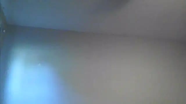 sarahkat86 online show from April 17, 10:34 pm