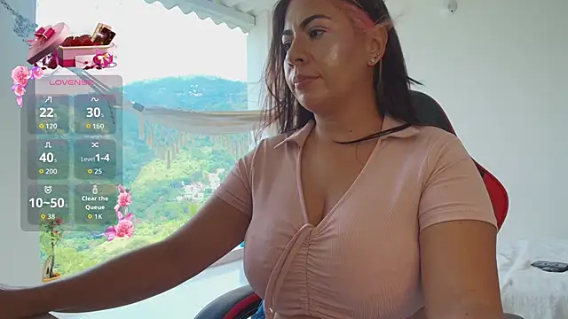 samanthahut1 online show from April 1, 6:27 pm