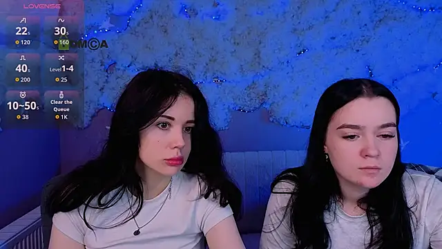 riley sanders online show from April 3, 7:34 pm