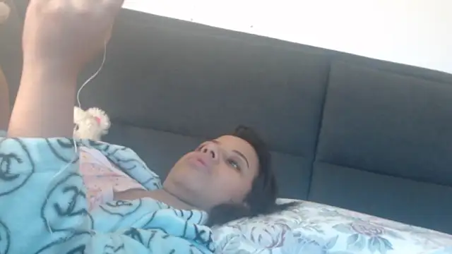 habdiela online show from February 9, 7:05 pm