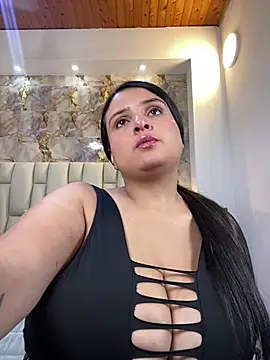 cloe galee online show from February 18, 11:04 pm