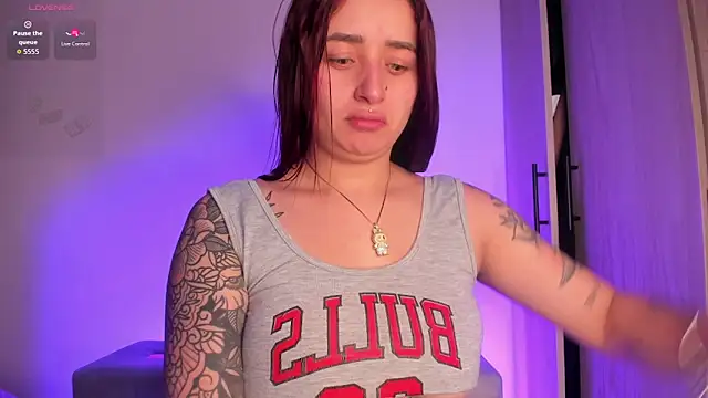 scarlett Collinss online show from December 18, 4:50 am