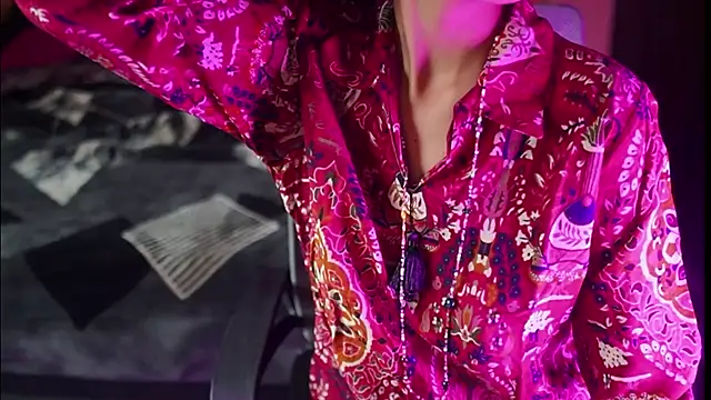 NidhiChandra online show from October 8, 4:55 pm