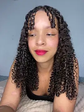 Yasmin777  online show from February 9, 11:29 pm