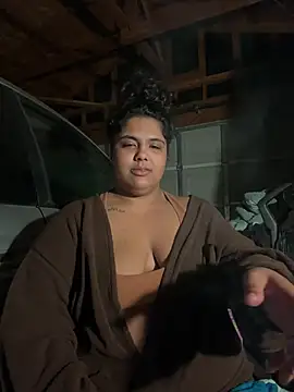 1n0nlythroat online show from January 18, 6:10 am