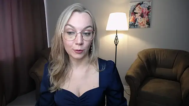 Ava Elior online show from March 15, 10:39 am