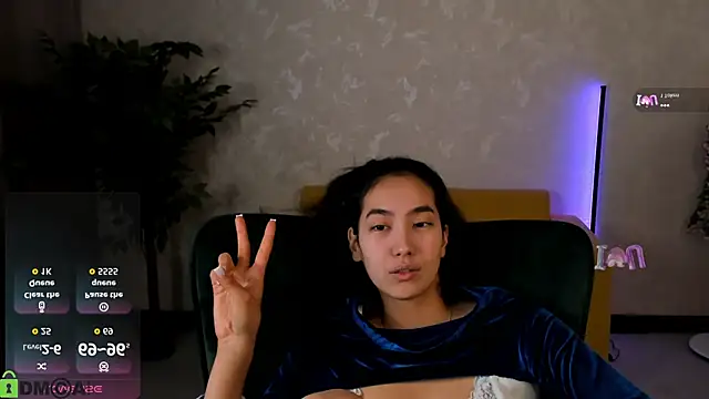 FlirtyAura online show from December 19, 2:16 am