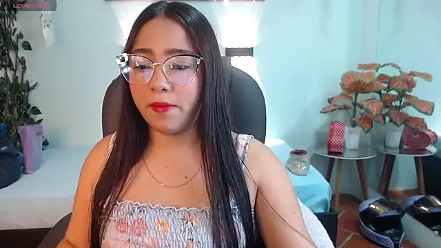 tinisweet online show from May 8, 6:54 pm