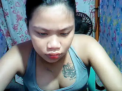 MorenaLovelyPinay24 online show from November 30, 10:58 pm