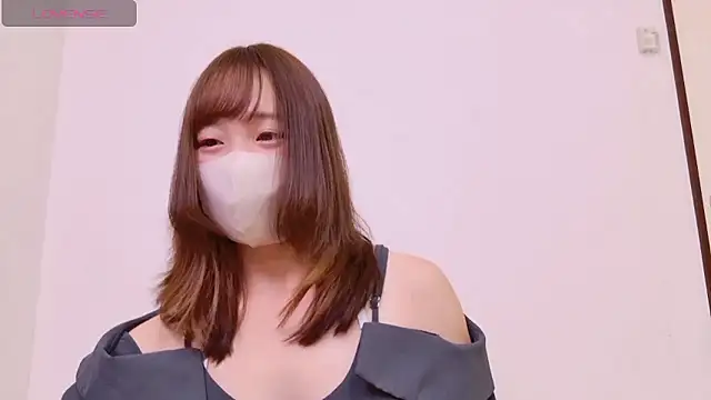 mitsuri chan love online show from November 1, 4:44 pm