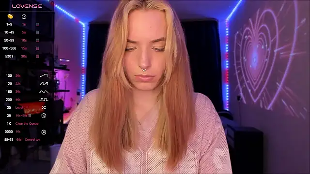 elilybby online show from February 1, 5:12 pm