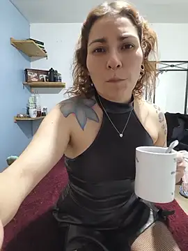 xjuanaxmaldadxxx online show from May 24, 11:25 pm