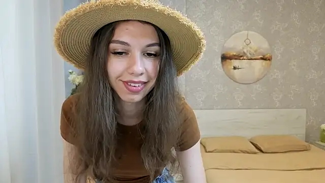 KellyShines online show from July 7, 7:23 am