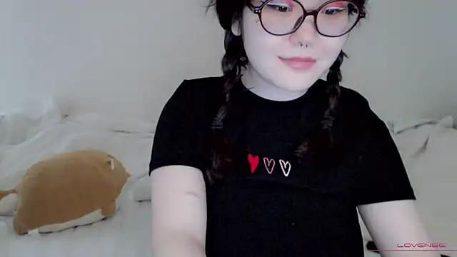 tsunade chan online show from October 3, 5:34 am