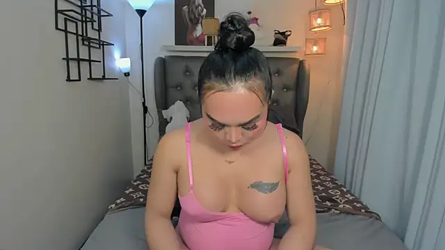 NaughtyAngelaYsobelle69 online show from October 8, 5:39 pm