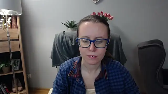 sweetxLizzy online show from April 17, 4:25 am