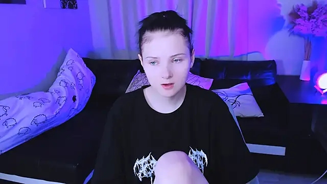 Leila xxBaby online show from November 27, 1:36 pm