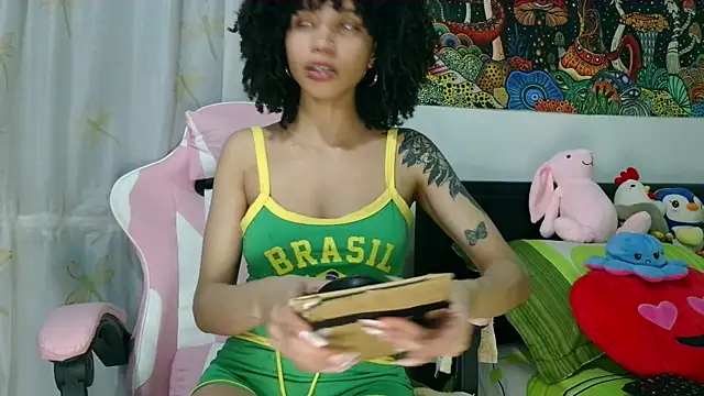 bettyboo2801 online show from March 29, 5:28 am