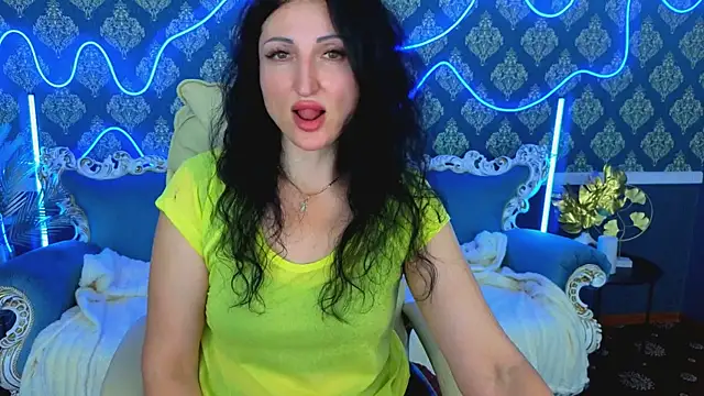 MissRossi online show from November 10, 7:31 pm