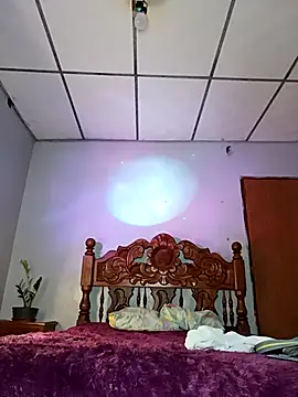 Rebecadiaz13 online show from March 23, 6:58 pm