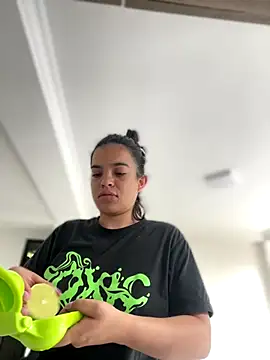 JuanitaMore01 online show from October 9, 8:24 pm