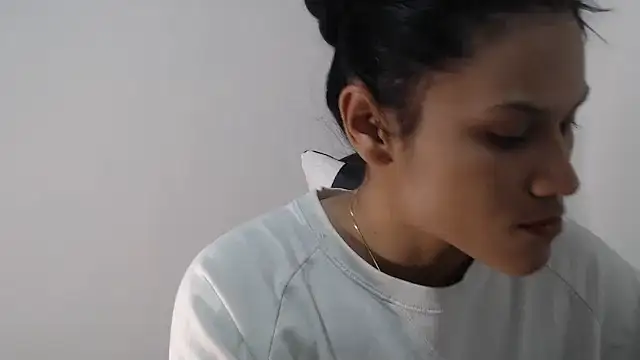 JessGarcia online show from November 10, 1:17 pm