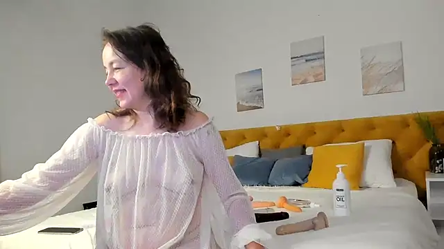 Kira Adler online show from November 29, 2:48 am