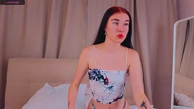 JenniferSullivan online show from September 12, 10:28 pm