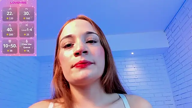 Snapshot of MadisonAnngel chatting on September 16, 8:17 pm MadisonAnngel online show from September 16, 8:17 pm