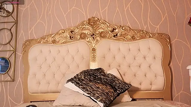 Anamonrroe online show from March 6, 8:59 pm