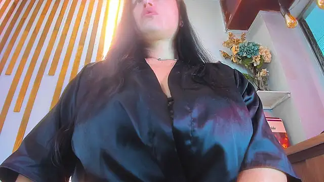 Jennifer Vega1 online show from October 24, 12:17 am