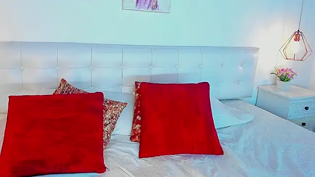 Sharlot Gallego online show from November 12, 11:14 pm