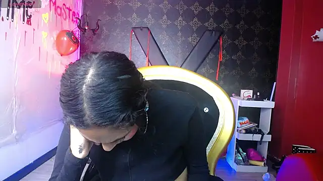 Snapshot of Sweettpleasure chatting on October 4, 2:32 pm Sweettpleasure online show from October 4, 2:32 pm