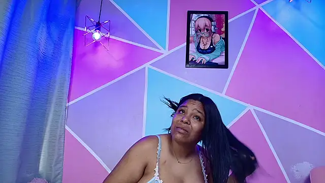 naomi campbel  online show from March 15, 1:57 pm