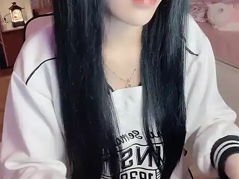 keelinnn19 online show from February 4, 7:28 pm