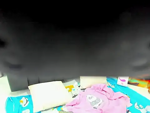 xamila muaa online show from April 12, 7:11 am