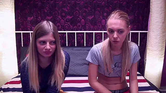 BlondeWitches online show from October 21, 8:40 am