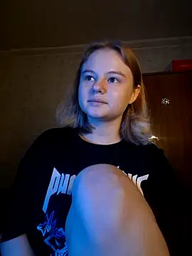 Snapshot of SlipperSherry chatting on October 10, 4:45 pm SlipperSherry online show from October 10, 4:45 pm