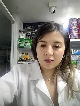 Sophie del Castillo online show from December 3, 12:46 am