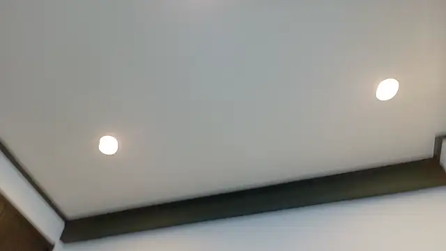 sarina at online show from November 17, 9:54 am