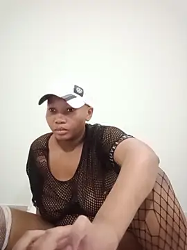 CouplesX96xx online show from March 25, 8:45 pm